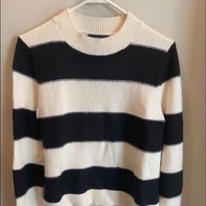 Banana Republic Black and White Striped Sweater Pullover